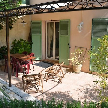 Au Vallon Rouge Saint-Paul-de-Vence Exterior foto